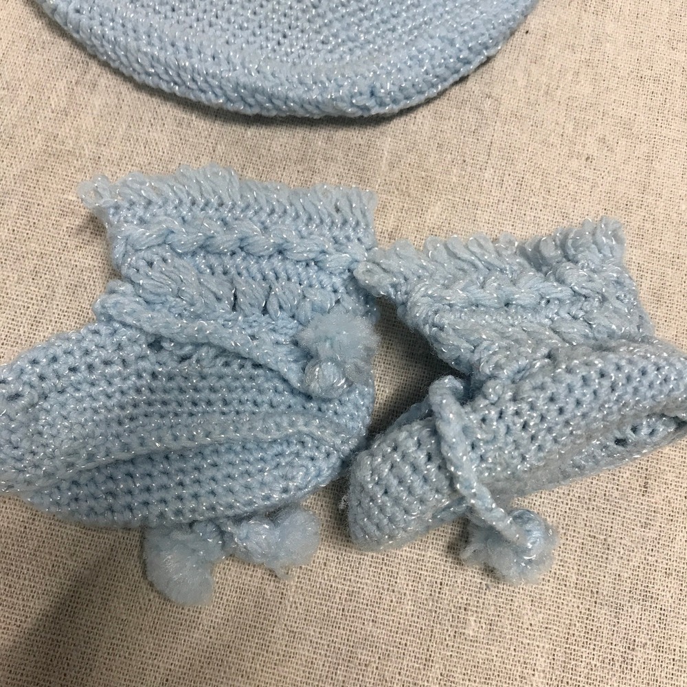 Vintage Hand Crochet Baby Hat and Booties Doll or Baby Blue Newborn Size - Picture 2 of 6